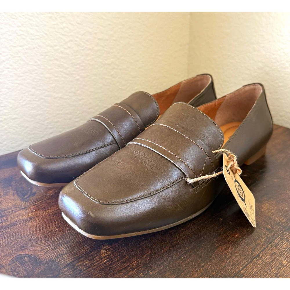 NWT Børn Branca Green Leather Square Toe Loafer Slip On Flats Womens 9.5 M EU 40